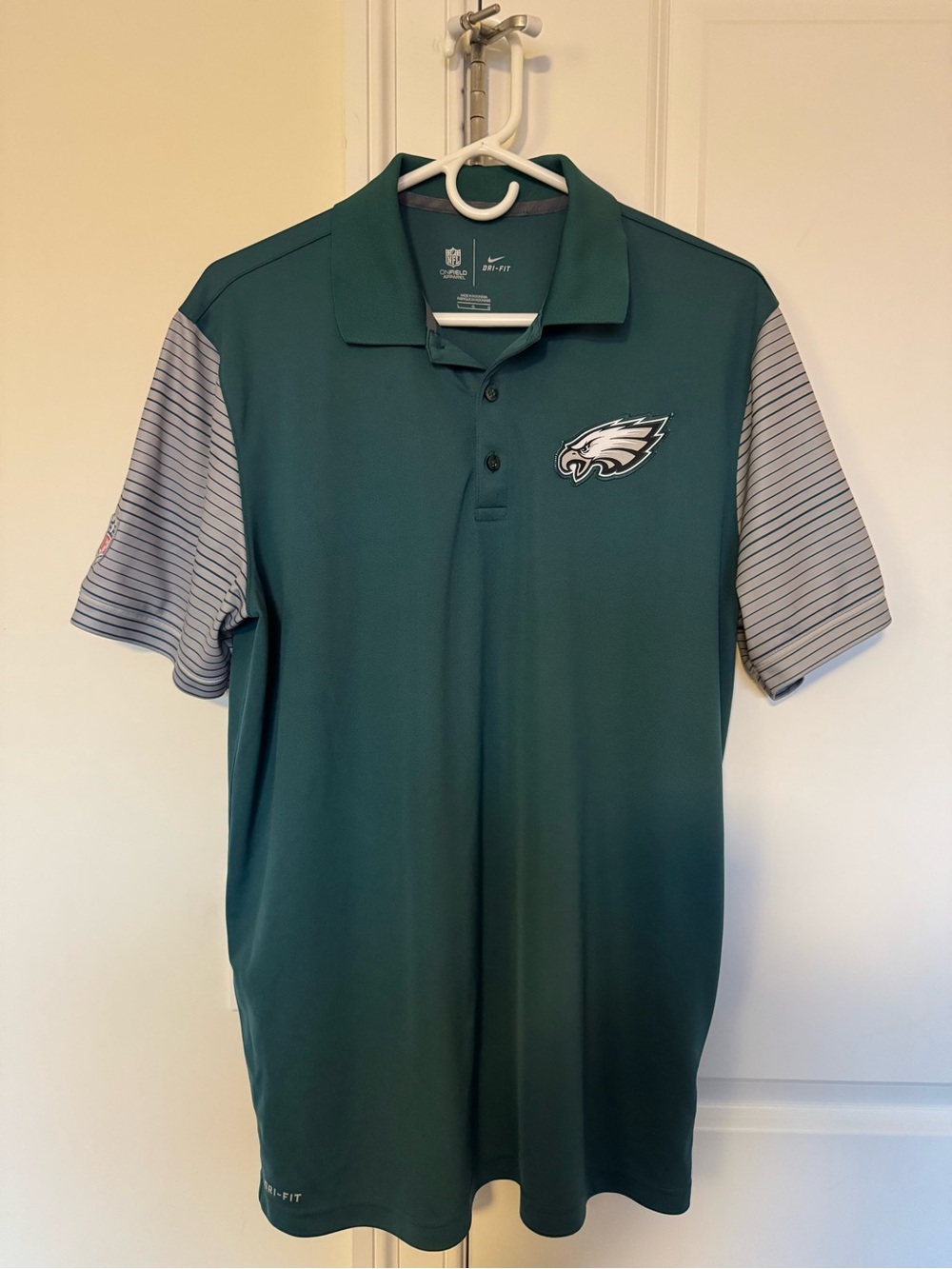 NFL - OnField Apparel - Philadelphia Eagles - Sideline Dri-FIT Polo - Men’s - L
